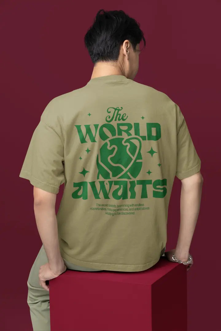 🌍 Oversized Graphic Tee – The World Awaits